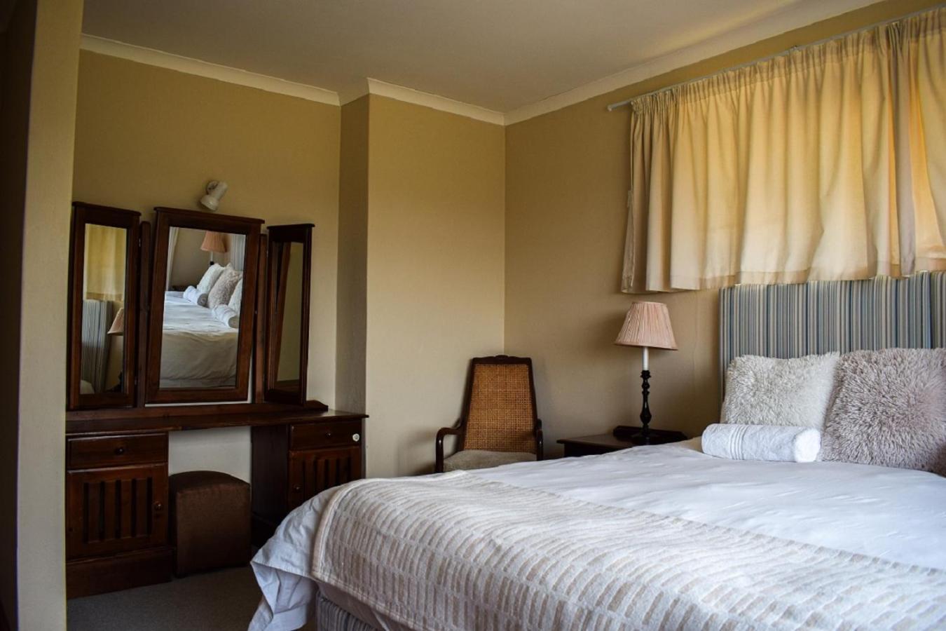Berryfields Apartment Dullstroom Bagian luar foto
