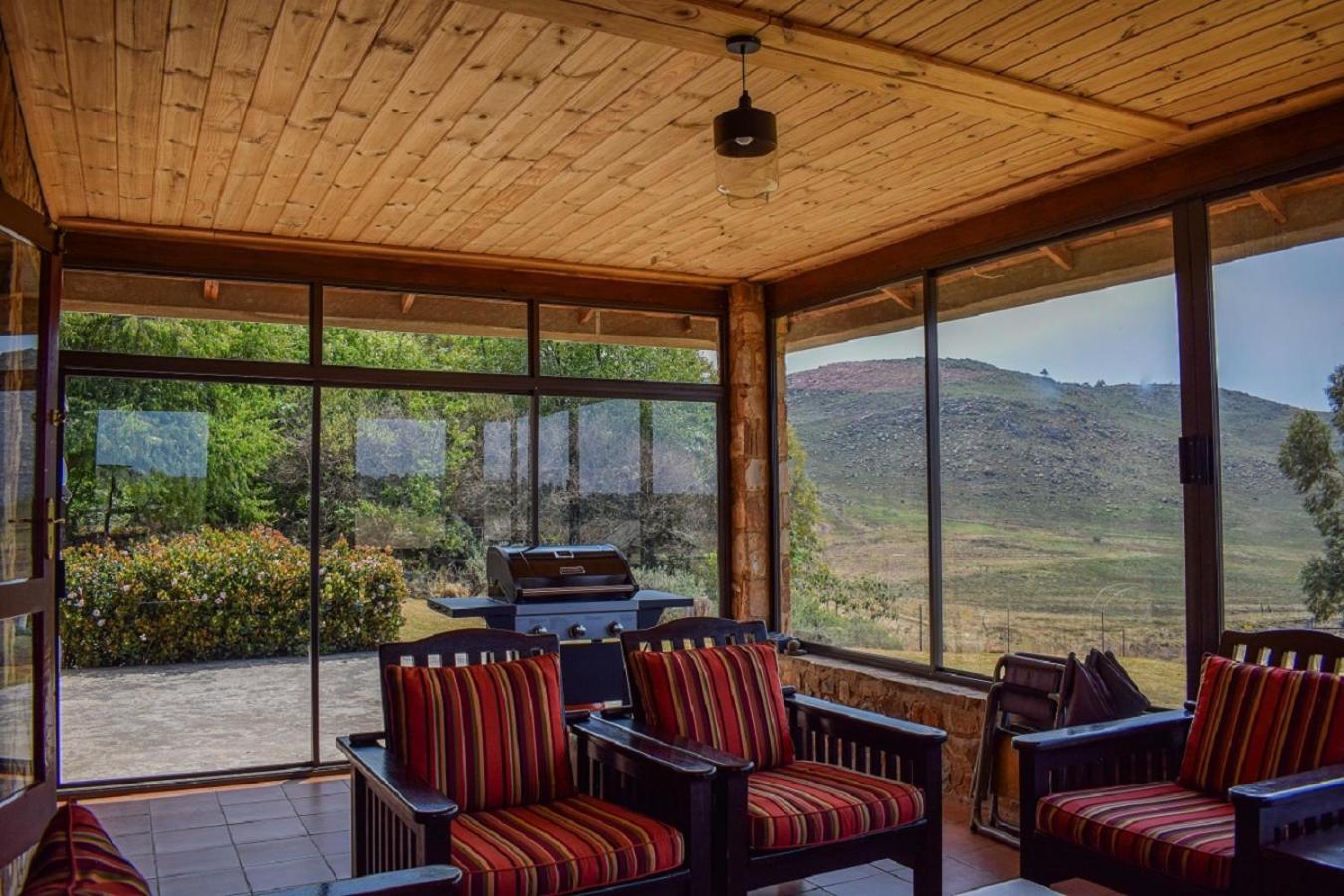 Berryfields Apartment Dullstroom Bagian luar foto